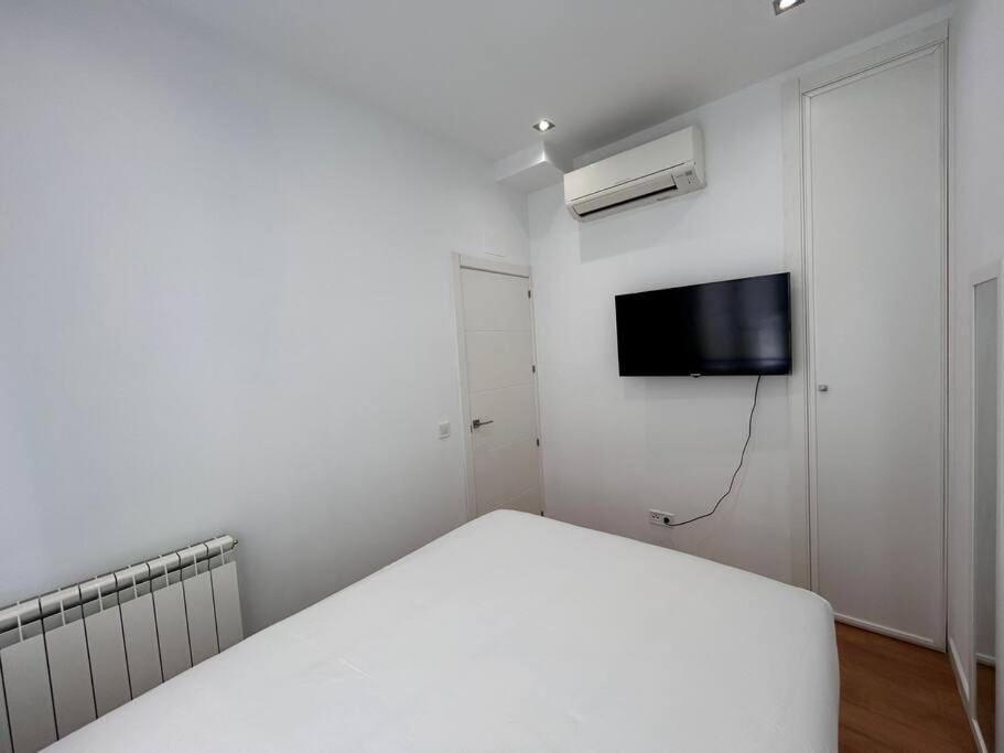 Flat In The Barrio De Las Delicias, Madrid Exterior foto